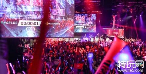 大魔王微笑霞羽刃五杀 王淞吸血鬼血腥三杀 微笑队先下一城