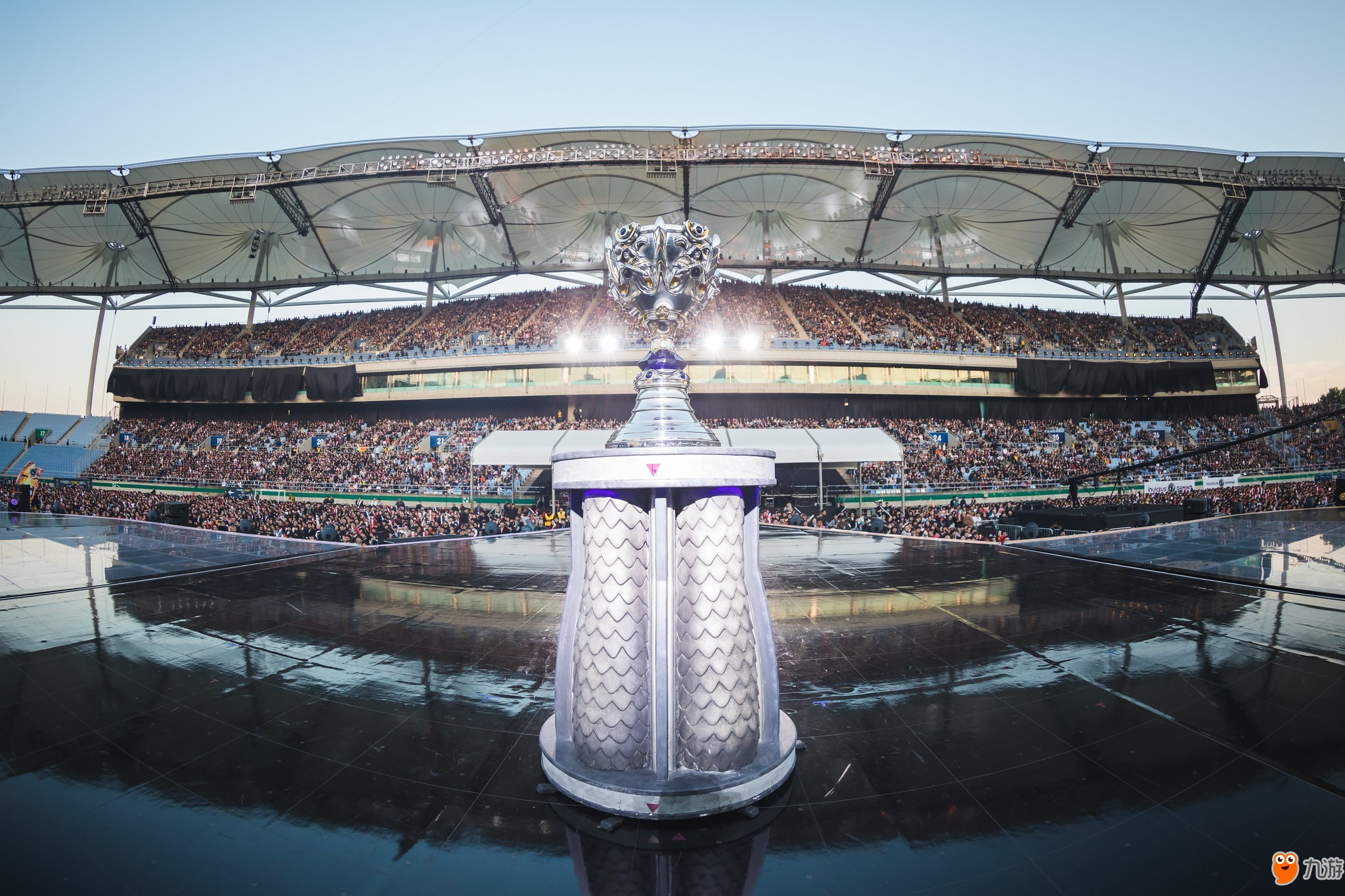 外媒统计2022年最火电竞赛事TOP10：S12断崖式领先